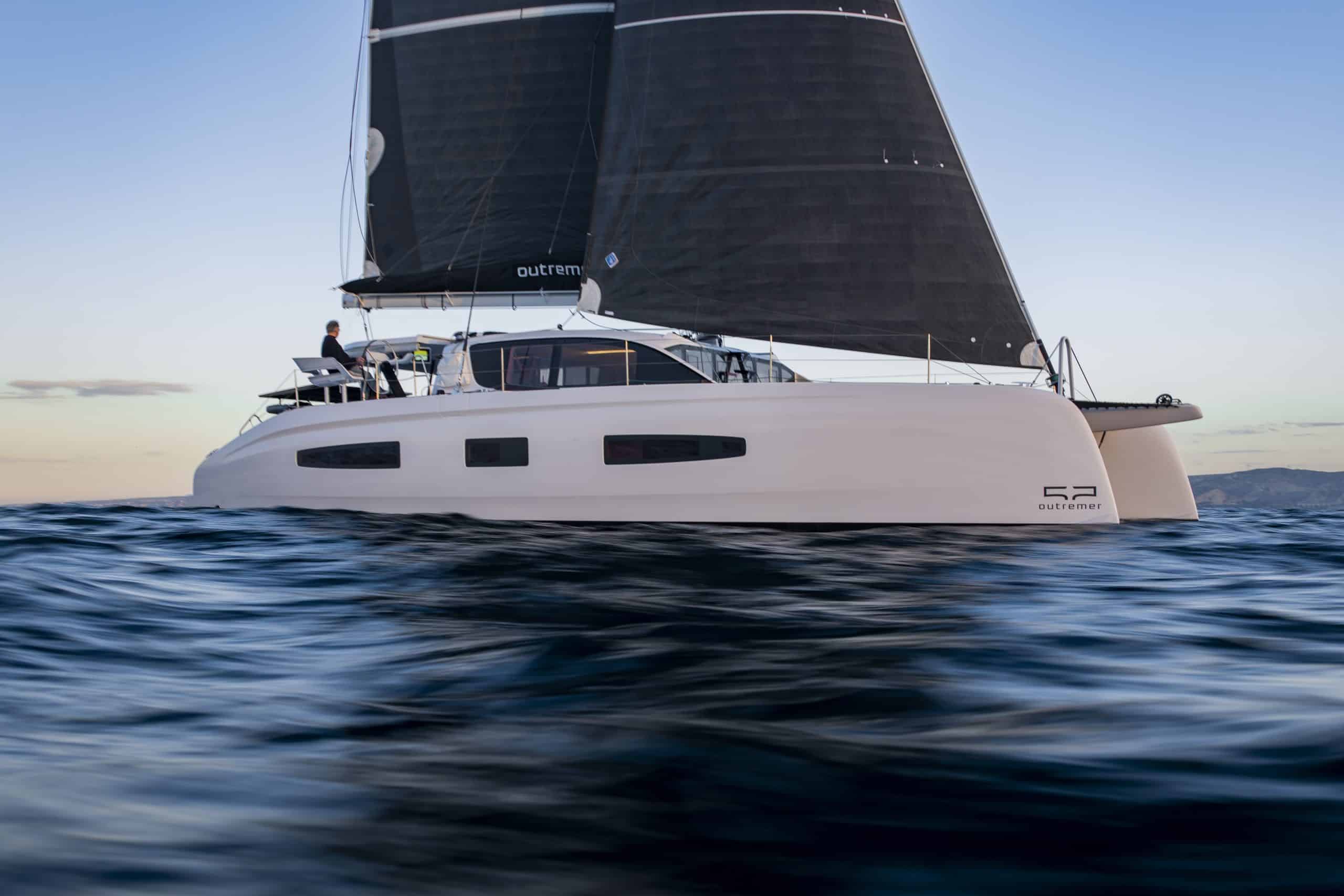 52 NAV VITESSE scaled - Outremer