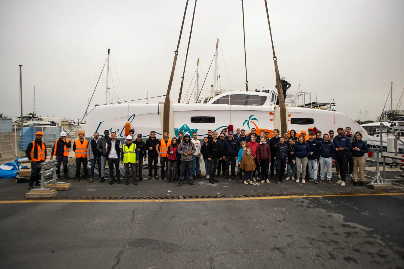 100 outremer 45 9 - Outremer